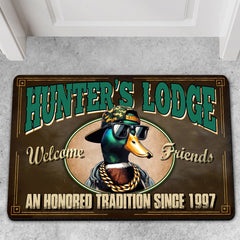 Maxcorners Personalized Hunter’s Lodge Duck Doormat – Funny Hunting Welcome Mat with Custom Year, Rustic Cabin & Lodge Decor LM1611