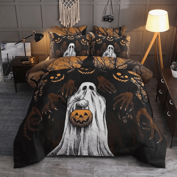 Maxcorners Ghostly Whispers Halloween Bedding Set
