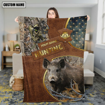 Maxcorners Boar Hunting Leather Texture Cross & American Flag Personalized Name 3D Blanket